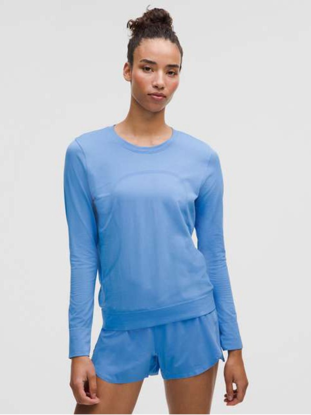 lululemon athletica Swiftly Relaxed Long Sleeve pool side blue sz 10